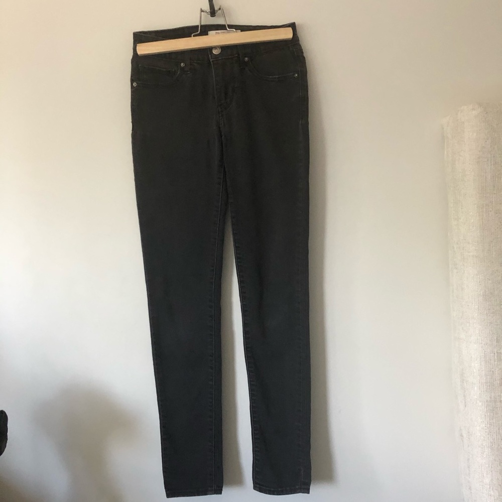 ✨last chance | Black Levi’s 711 skinny jeans